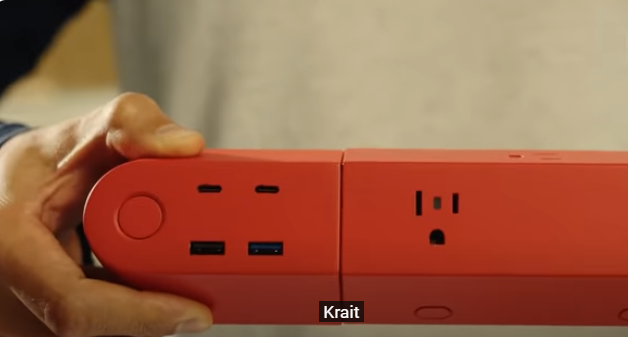 Compact power strip with USB-C PD fast charging and LED power indicators.